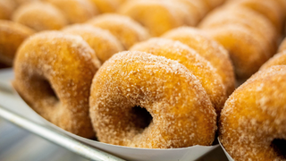 Holes in doughnuts save calories, bakery chain declares